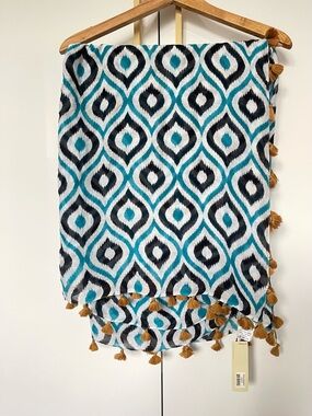 Bay Sky 100% Viscose Geometric Tassel Throw Blanket/ sarong